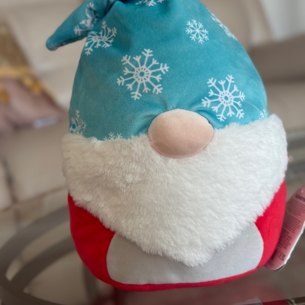 Squishmallows Gnome Plush with Blue Snowflake Hat - Picture 4 of 8